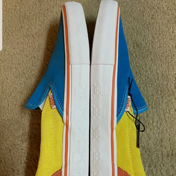 SOLD on Mercari 1-29-2022 - Simpsons Vans Slip Ons Pro - Size 10 - Picture 4 of 11